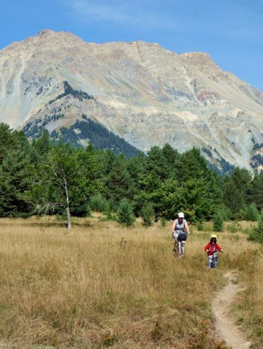 Faire du VTT en famille: idée d'escapade