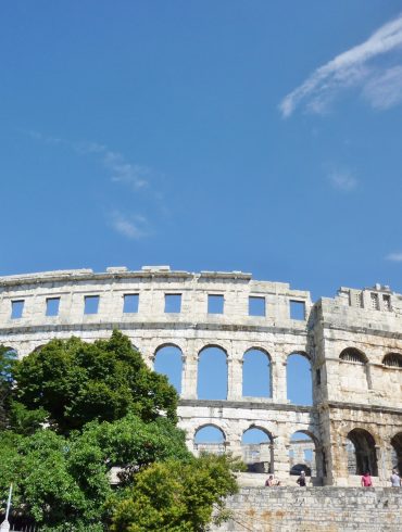 Visite de Pula la romaine en famille