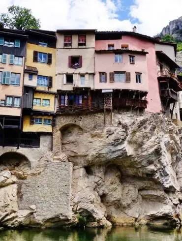 Visite de Pont-en Royans et des grottes de Choranche