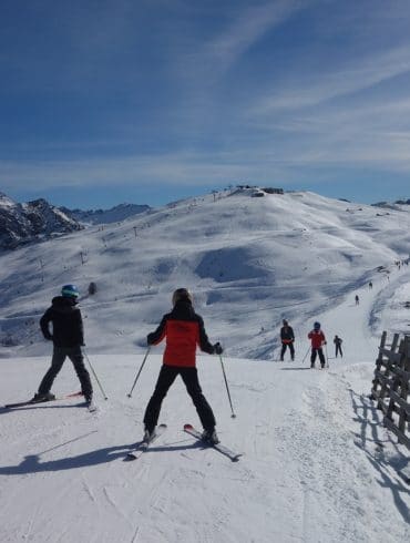 où skier en Avril en famille