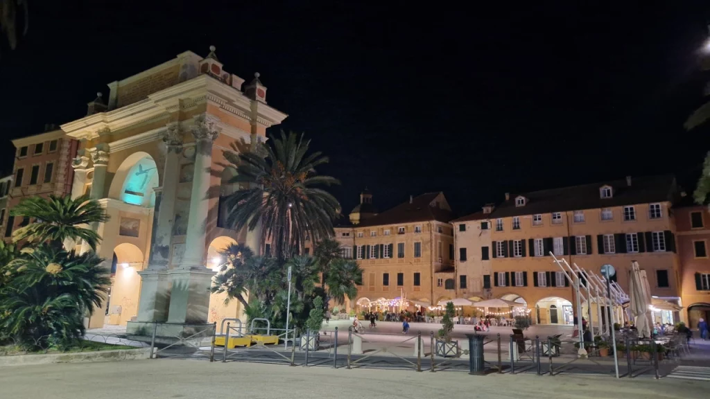 Savone et la côte di Ponente: rando et baignade en Ligurie